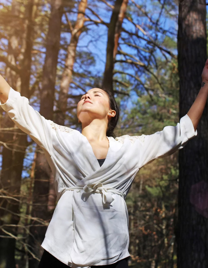 Alkoholik na dnie – historia ostatniego kieliszka i pierwszej ulgi