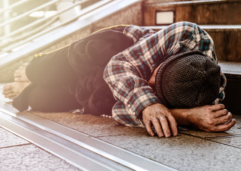 Alkoholizm a bezdomność