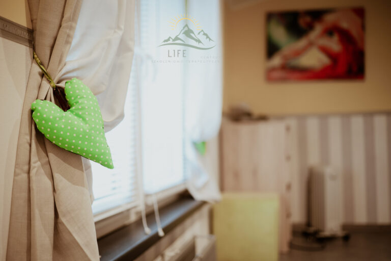 Znajdź Spokój i Profesjonalne Wsparcie w LifeHaven – Twoim Polskim Ośrodku Terapii w Czechach